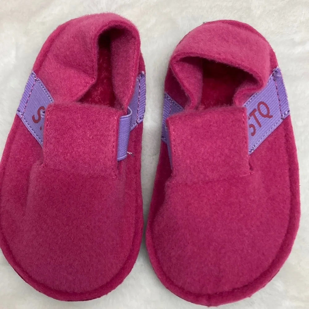 STQ Fur Lined Slippers Size 7